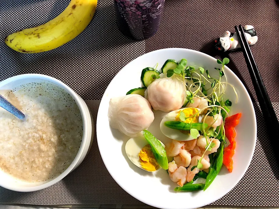 Snapdishの料理写真:麦片粥  虾饺  芥蓝虾仁🍤豆苗|Lilyさん