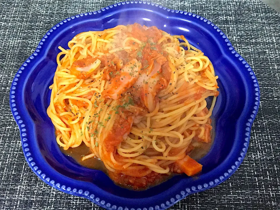 ベーコンとツナのトマトパスタ|まみさん