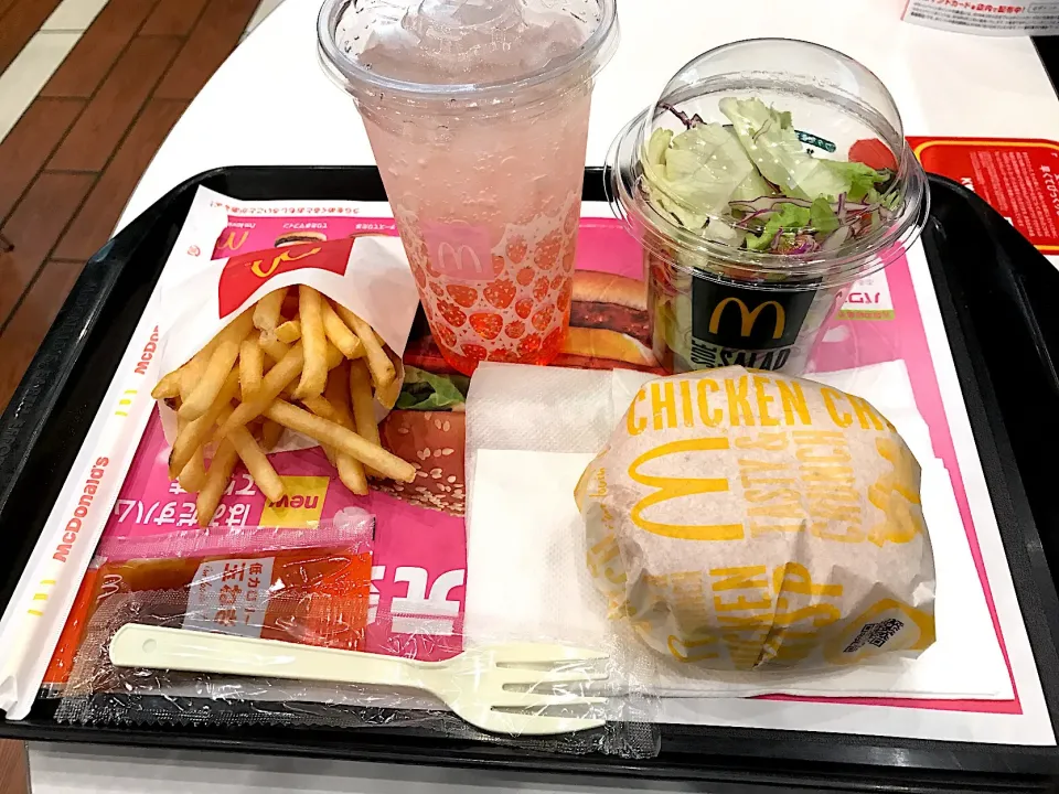 マクドナルド本日のお昼ごはん。|💙💙渡辺翔太💙💙さん