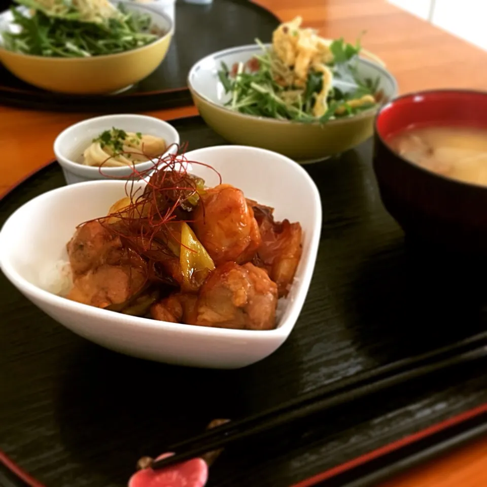 〜焼き鳥丼〜|nainaiさん