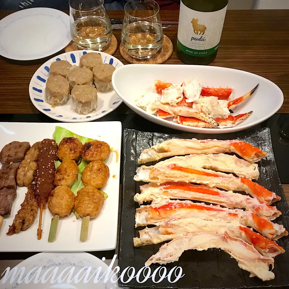 Snapdishの料理写真:タラバ蟹🦀と白ワイン🍾|マイコさん