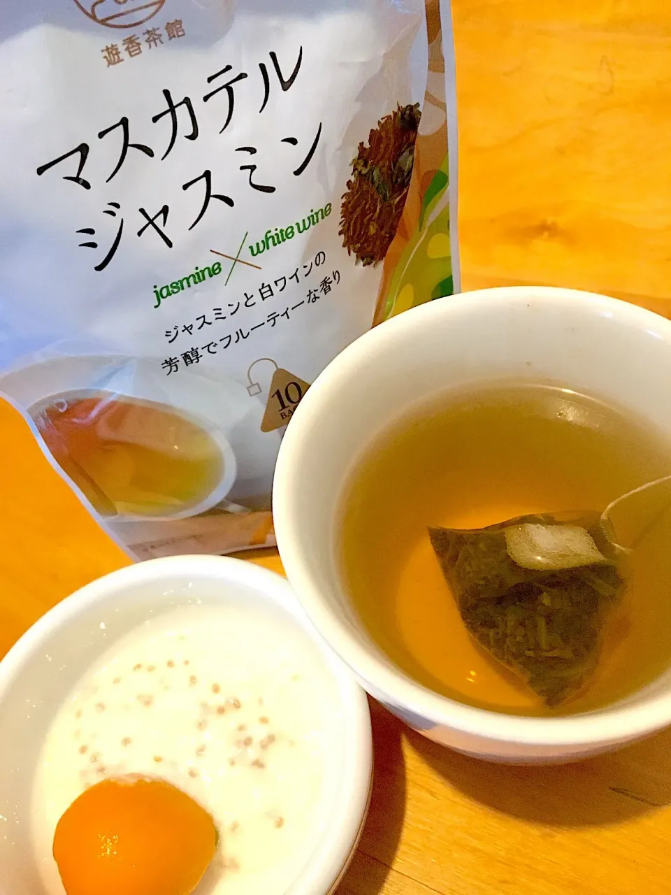 マスカテル ジャスミン茶 と
手作り金柑の蜂蜜漬け with ヨーグルト

#ホッと一息
#お茶|Pecoさん