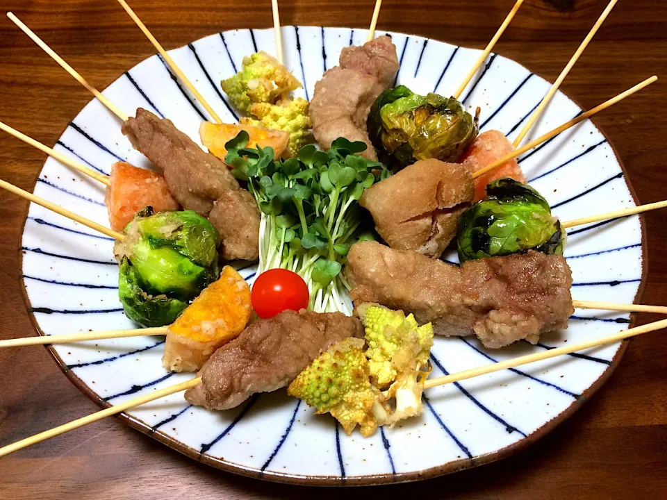 芽キャベツと豚肉の串揚げ🌳🍖🌼|ぱぴこ家さん