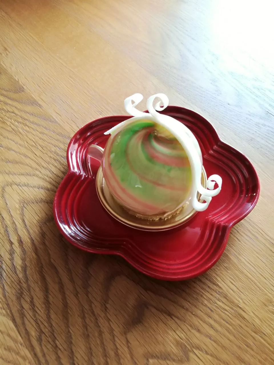 Snapdishの料理写真:#dominiqueansel の pistachio raspberry marble
まず可愛い|MORiさん