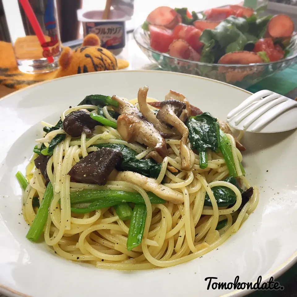 Snapdishの料理写真:きのことほうれん草の和風パスタ🍄♡|🇯🇵ともこちゃん。さん