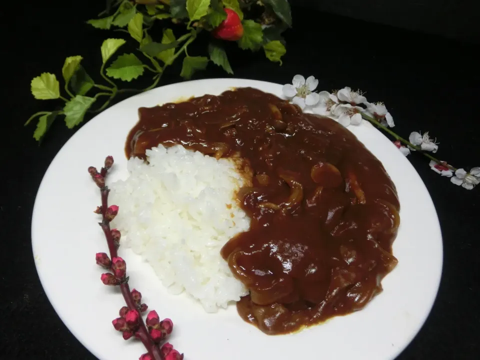 ハッシュドビーフ
ゆで卵  食べた💦
いももちチーズ 食べた💦(ローソン)|Hiroshi  Kimuraさん