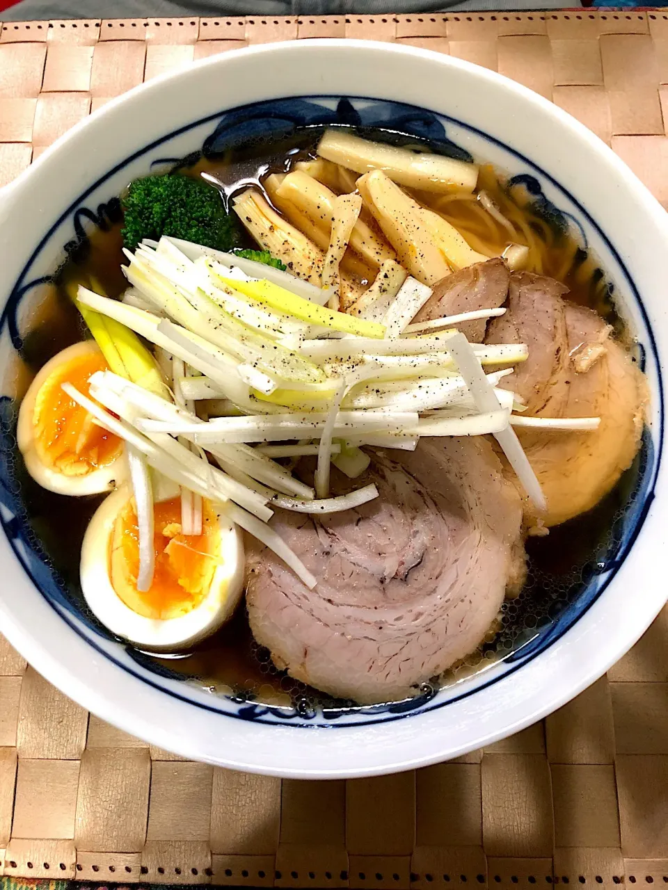 Snapdishの料理写真:醤油ラーメン|chizukoさん