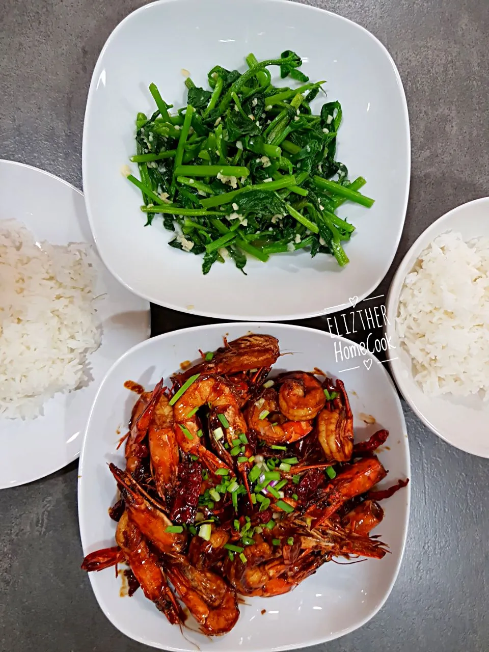 Stir Fry Di Huang Miao 帝皇苗 (Emperor's Vege) +
Spicy Sichuan Prawns 四川辣虾
#elizhomecook #cookingtherapy #cookingdiary #homecook #Chinesecuisine #deepfryer #1statt|Esther Eliz Limさん