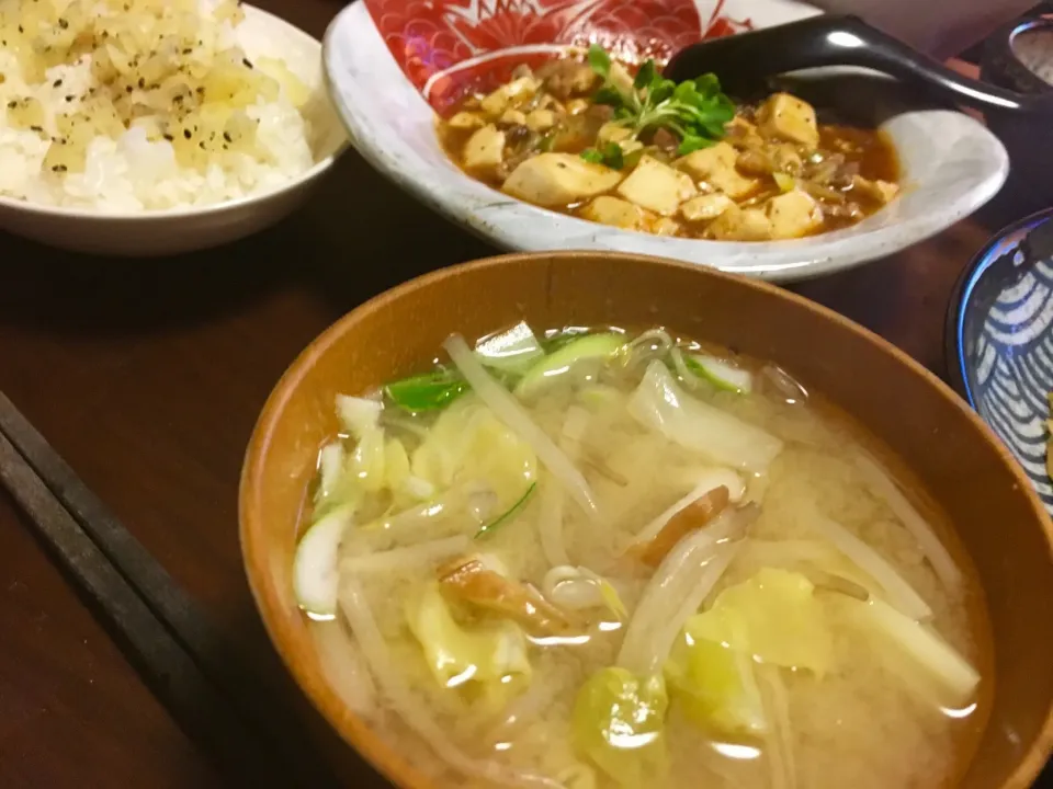 20180312🍚旦那さんの夜ご飯
 #麻婆豆腐  #焼きそば  #お味噌汁は出汁をしっかりとりました|akiyo22さん