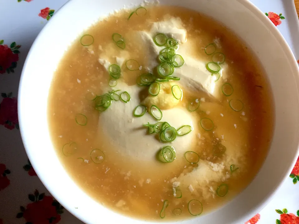 Snapdishの料理写真:おぼろ豆腐のあんかけ(すりおろし生姜を添えて)|yumyum😋さん