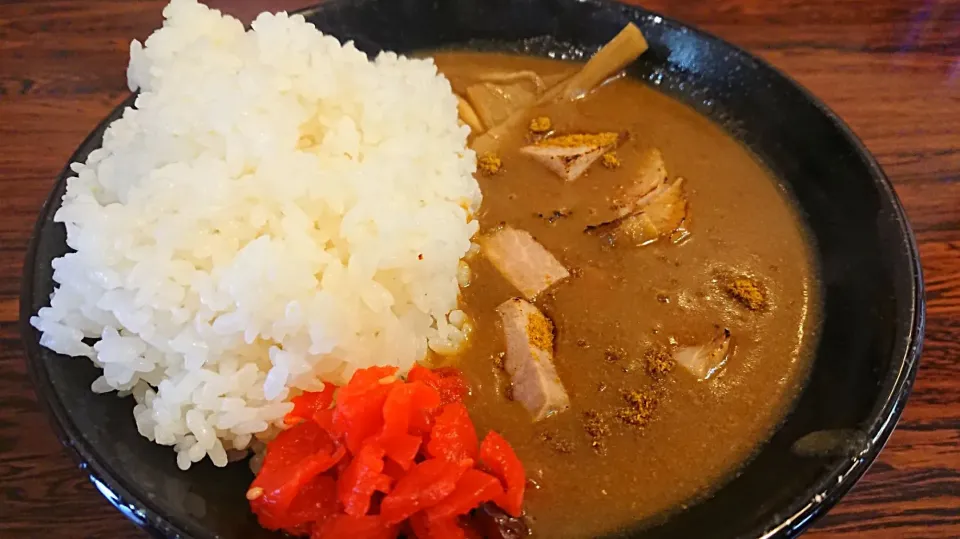 Snapdishの料理写真:くめカレー ライス増し #カレー #青森 #くめちゃん|大宮 輝久さん