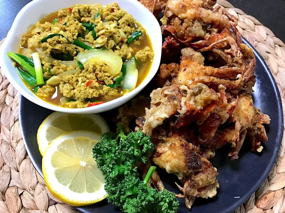 Soft shell crab & egg curry|yeni kartikasariさん