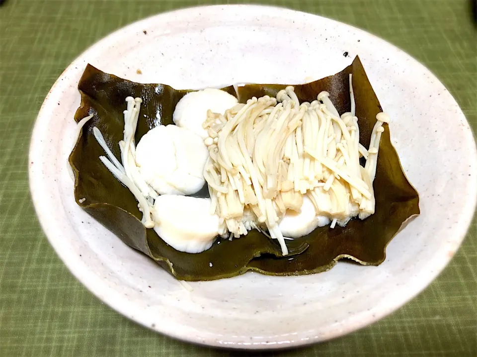 えのき茸と貝柱の昆布蒸し|食工房 晃満（こうみ）さん