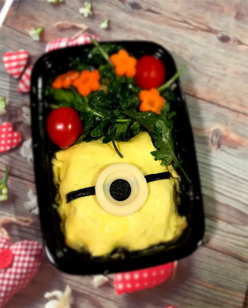 Snapdishの料理写真:minion omelette rice|bentome123さん