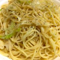 ネギとチーズのガーリックパスタ