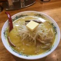 Snapdishの料理写真:味噌カレー牛乳ラーメン|三上 直樹さん