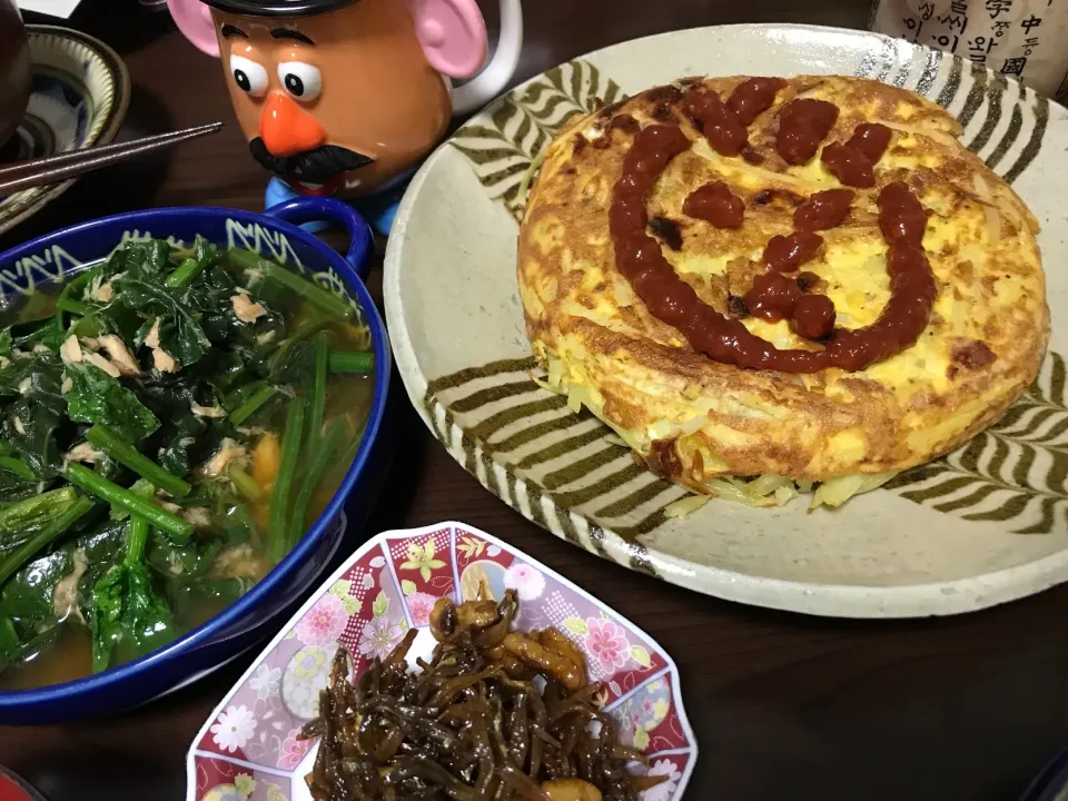 3月15日晩ご飯。じゃがいものガレット、ほうれん草のツナ煮、母作いかなごのくぎ煮、おすまし。|あやさん