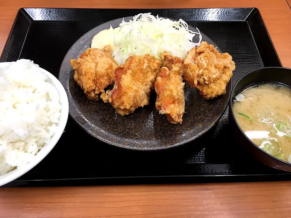 からやま定食 梅（ご飯大盛）🍚|ゆうじ.さん