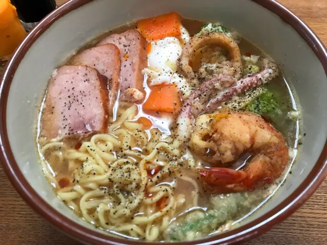 マルちゃん正麺🍜、味噌味❗️ (*´╰╯`๓)♬✨|サソリさん