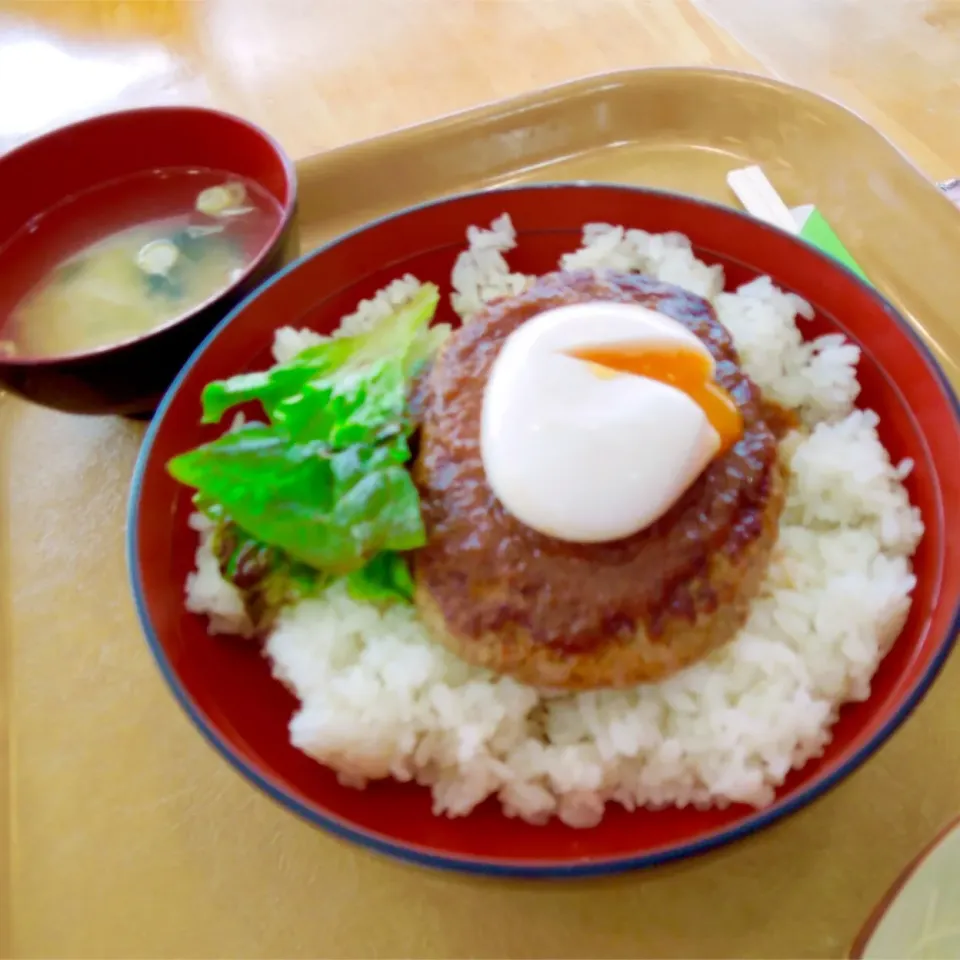 ハンバーグ丼
山形蔵王スキー場に
 大森レストラン|Takeshi  Nagakiさん