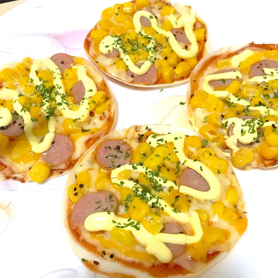 餃子の皮で一口ピザ🍕|ペンクックさん