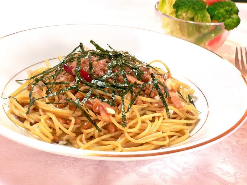 Snapdishの料理写真:時短でできる納豆パスタ！納豆ペペロンチーノ #AllAbout|All About 料理レシピさん