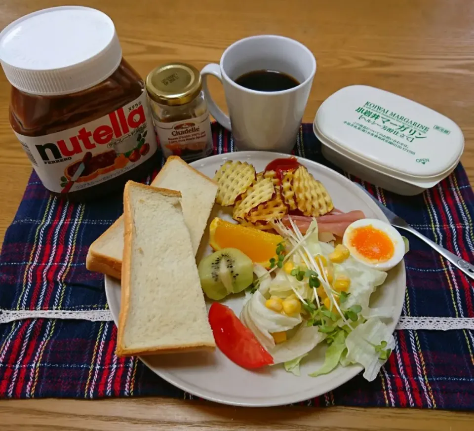 Snapdishの料理写真:『パンマルシェの食パンで朝ごはん』|seri-chanさん