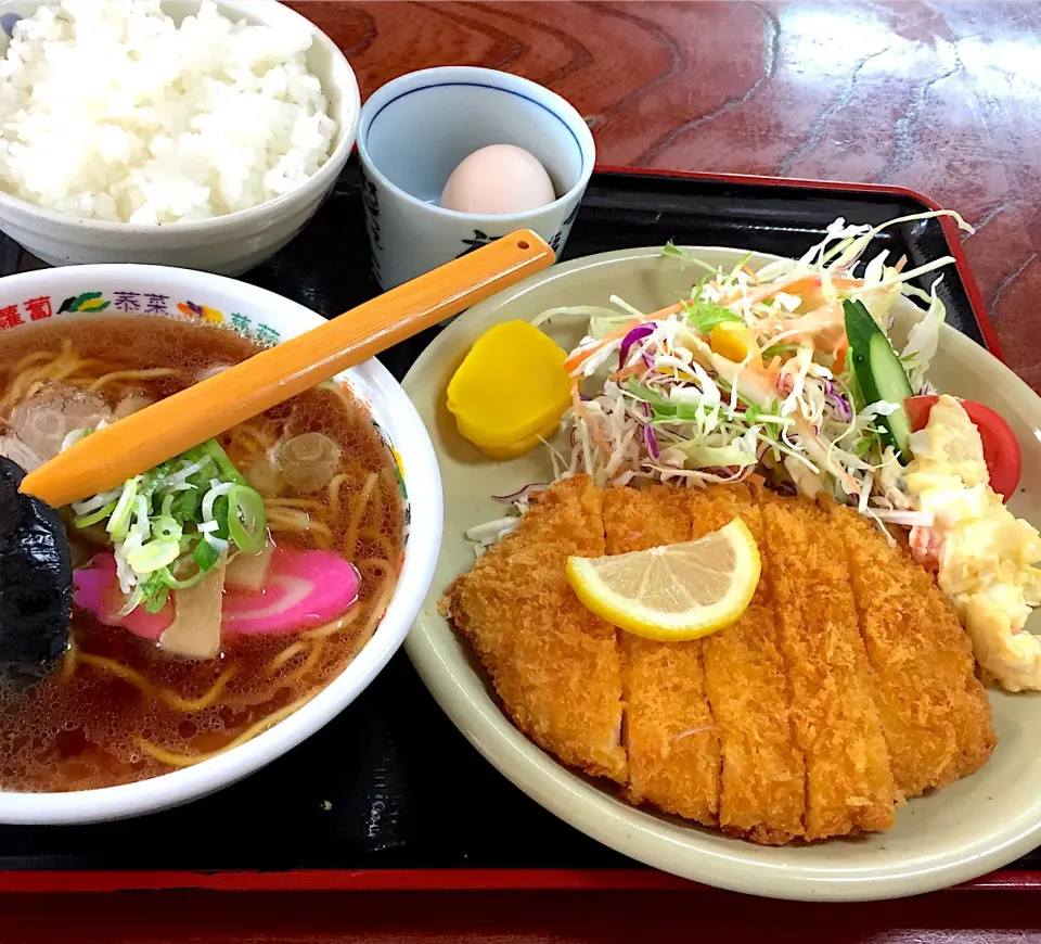 チキンカツ定食|Isao Kataokaさん