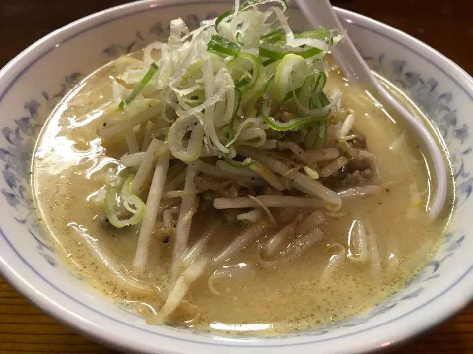 味噌ラーメン|手品先輩さん