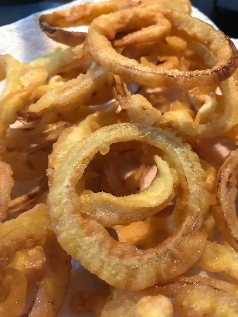 Crispy Fried Onion Rings|Joha Hassanさん