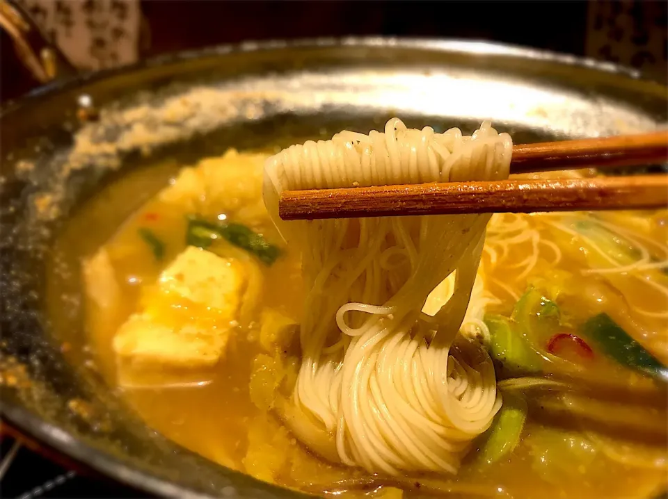 壱兆庵 和牛もつ出汁カレー鍋〆そうめん島原|半田手延べそうめんの店 阿波や壱兆さん