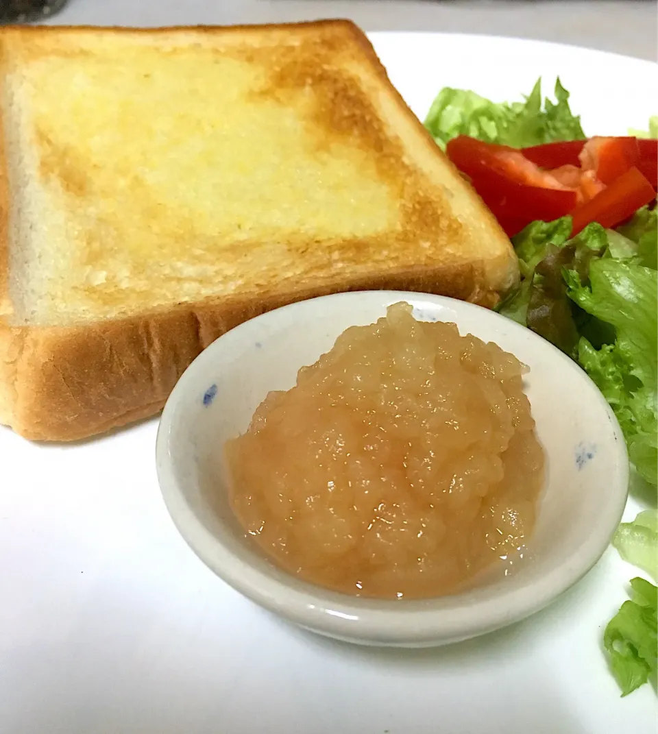 Snapdishの料理写真:りんごジャム|Kob Sathapornさん