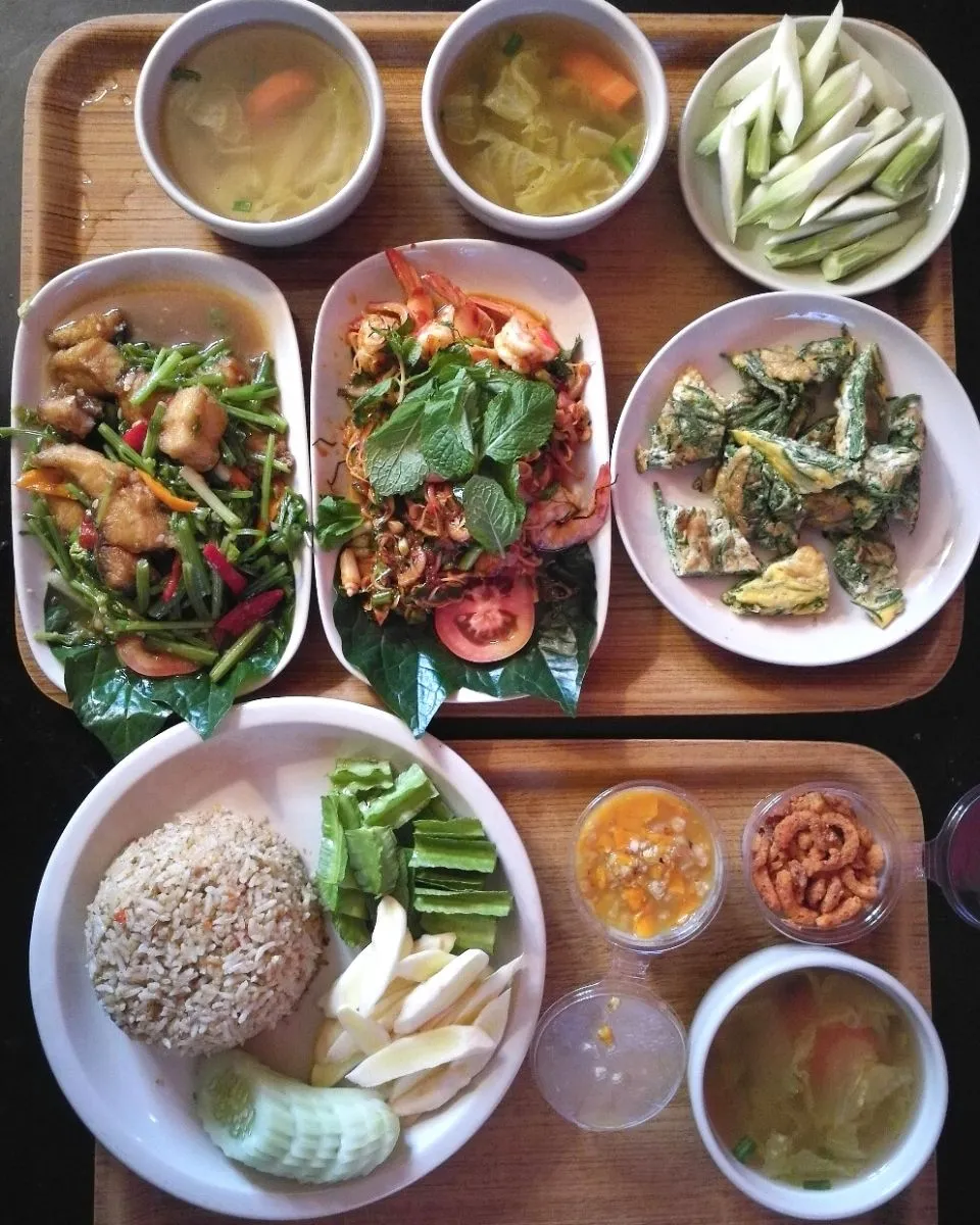 Thai lunch :) #eatinthai|Eat in Thaiさん