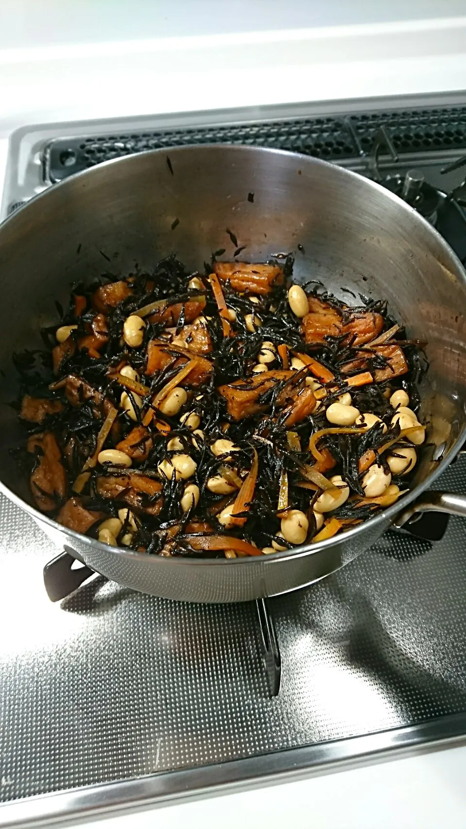 ひじきと大豆の煮物🎵|しまだ ちえこさん