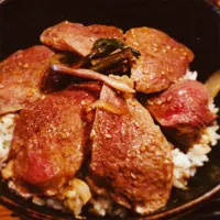 Snapdishの料理写真:ユック丼|Shuji Kawamuraさん