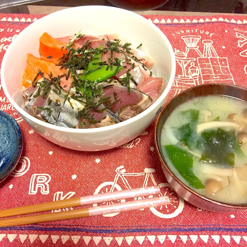 3.21夕飯  海鮮丼|ピカさん