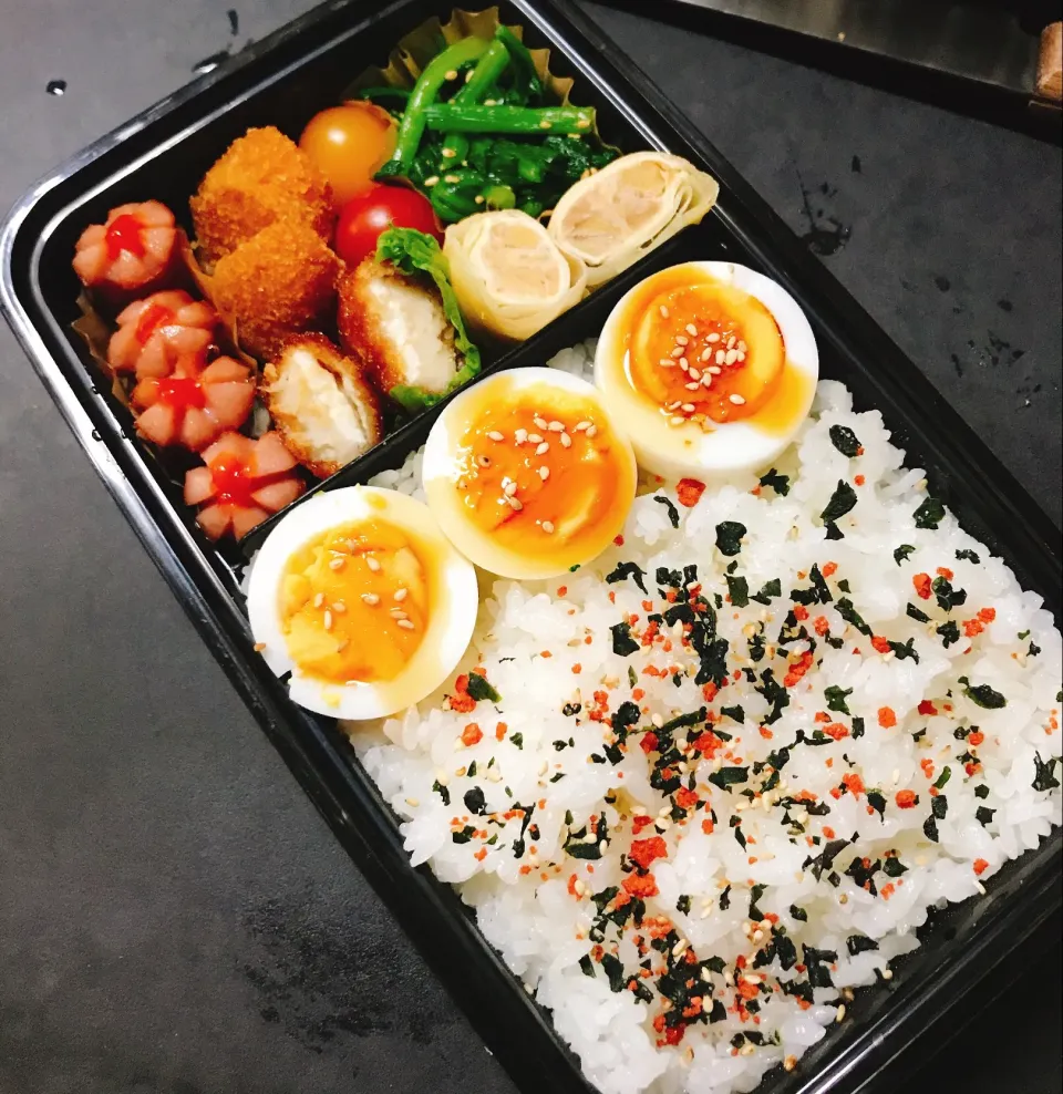 ねぼスケ簡単弁当🐑|maxhunさん