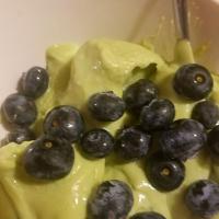 Avocado icecream with blueberries
