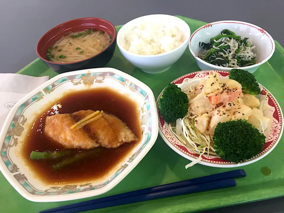 鰆のみぞれ煮、菜の花としらす和え、ポテトとブロッコリーのサラダ|Tadahiko Watanabeさん