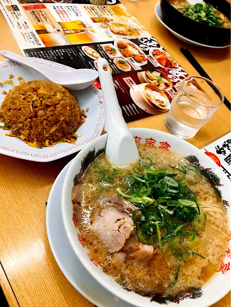 来来亭 こってりラーメン🍜|ともさん