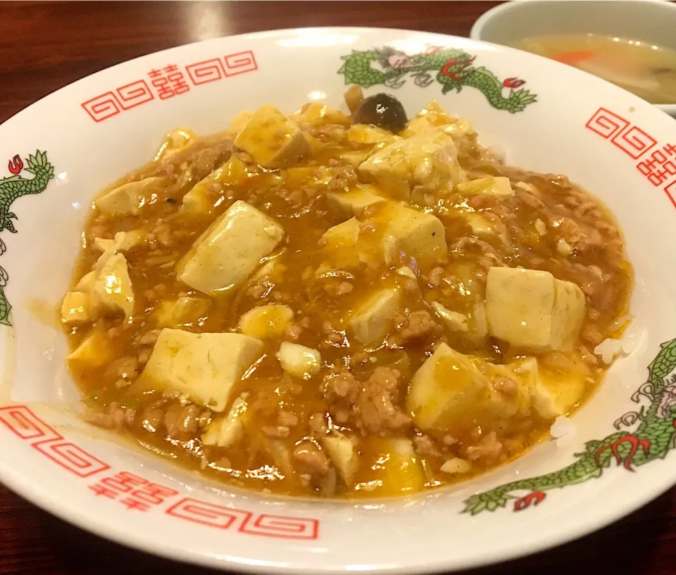 本日の賄い  晩ごはん 麻婆丼 絶品です⭐️⭐️⭐️|ぽんたさん