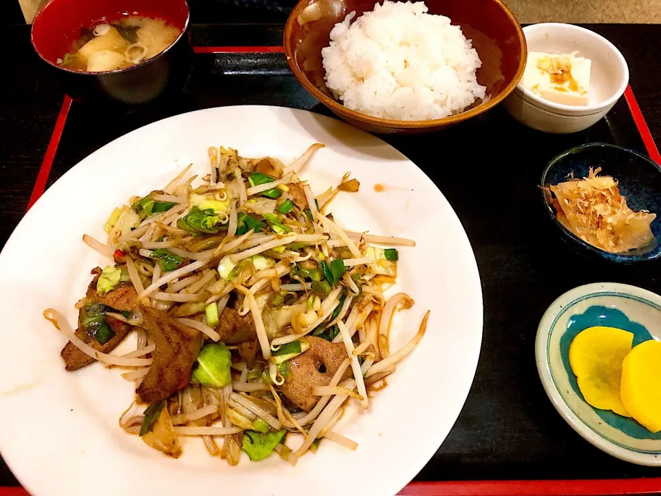 レバニラ炒め定食|永田広美さん