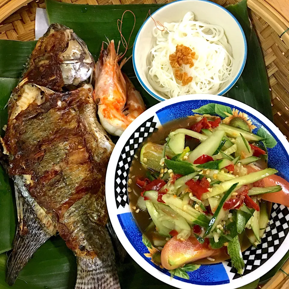 Cucumber sald with fish grill|Madam Chuoさん