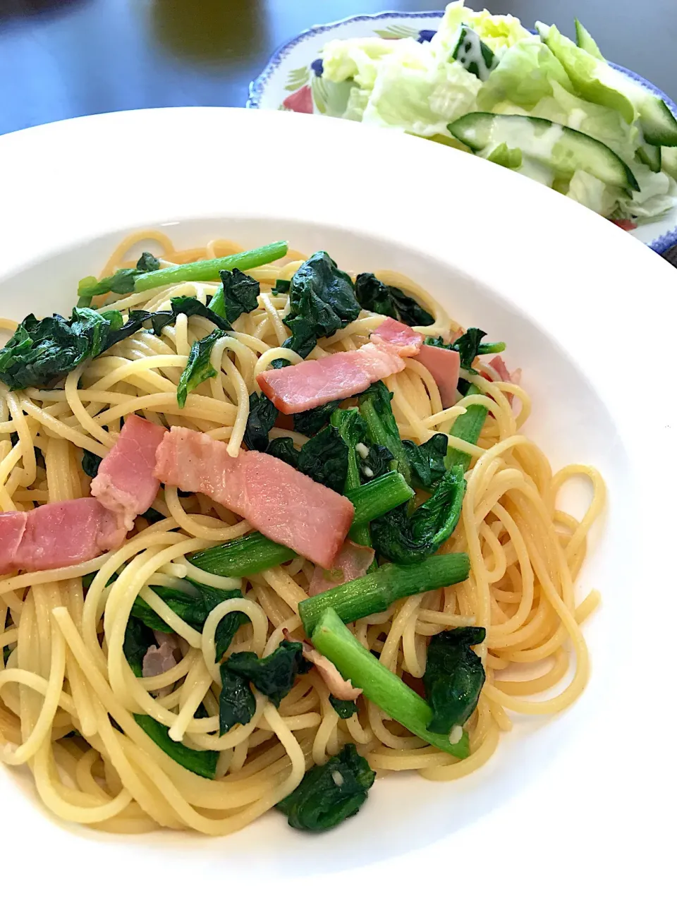 ほうれん草とベーコンのバター醤油パスタ♡|ゆきりん。さん