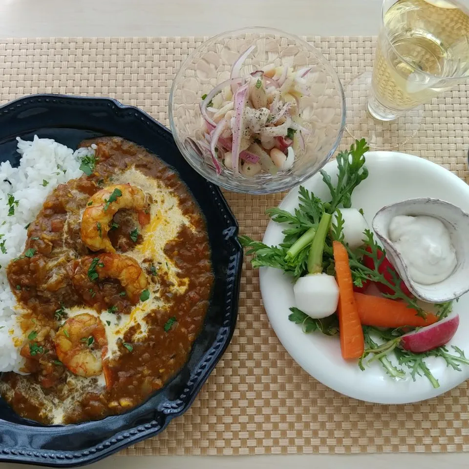 赤海老のアメリケーヌクリームカレー、季節野菜のアンチョビクリームディップ　#tastytable|ゆかりキッチンさん