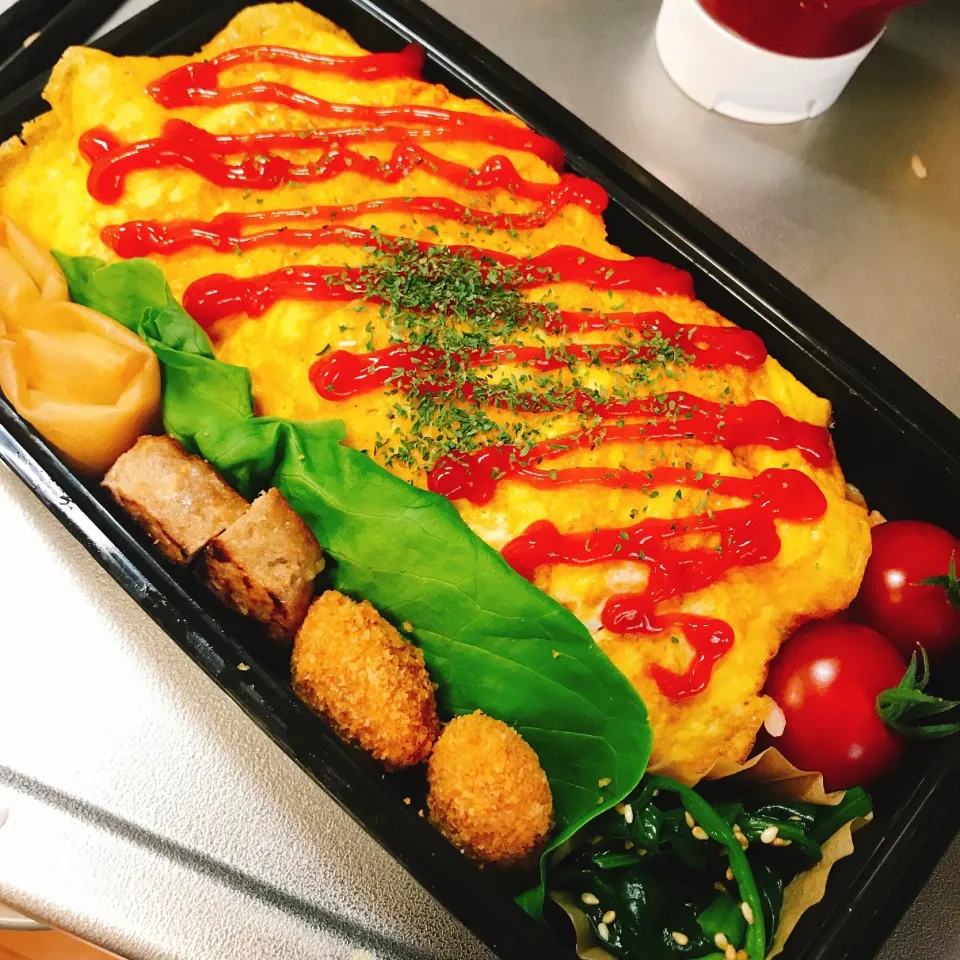 オムライス弁当🥒🐥🍅|maxhunさん