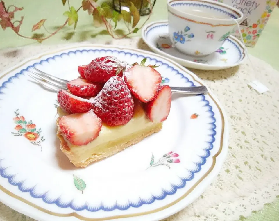 たっぷり苺🍓のタルト♪ヽ(´▽｀)/|sakurakoさん