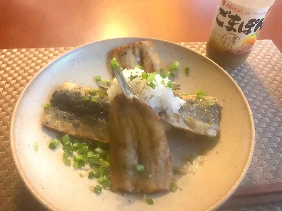 Fried Sardine w/grated radish🐟鰯の竜田揚げ おろし胡麻ポン酢|🌈Ami🍻さん