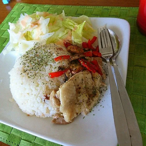 シャスールの鍋で鶏肉・ニンニク炊き込みご飯|Reikoさん