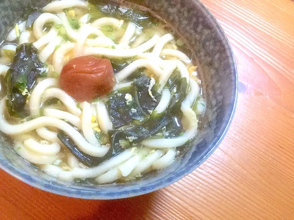 夜食のうどん|KZ Ishibashiさん